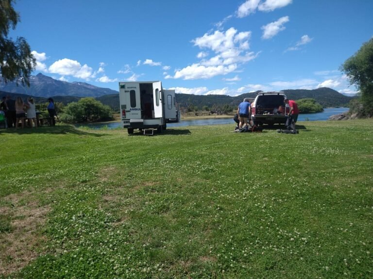 Un Comodorense fue arrastrado por la corriente y murió