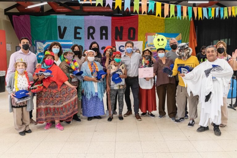 Luque: “Este es un gobierno que trabaja para brindarle felicidad al pueblo”