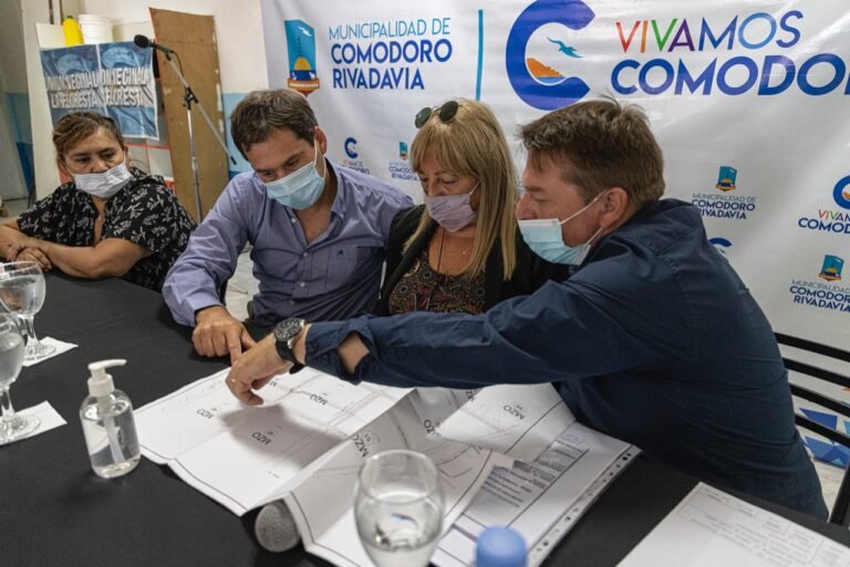 Luque: “Mientras algunos solo se dedican a criticar, nosotros seguimos cumpliendo los compromisos asumidos con los vecinos de la ciudad”