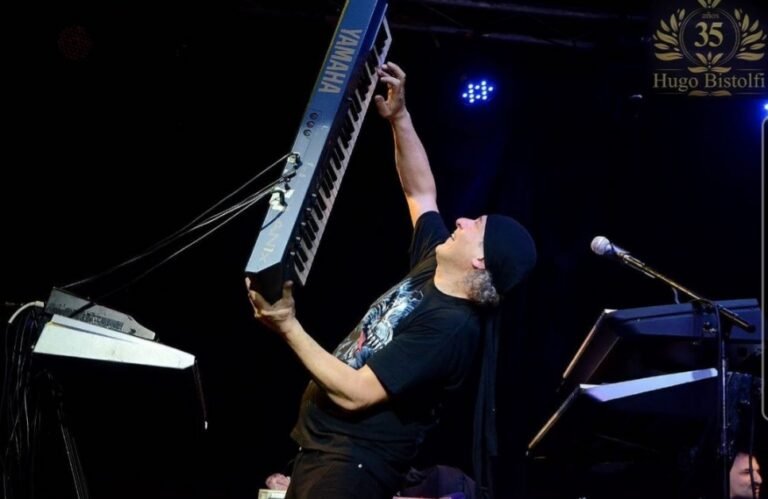 El “Histórico tecladista de Rata Blanca” llega a Comodoro