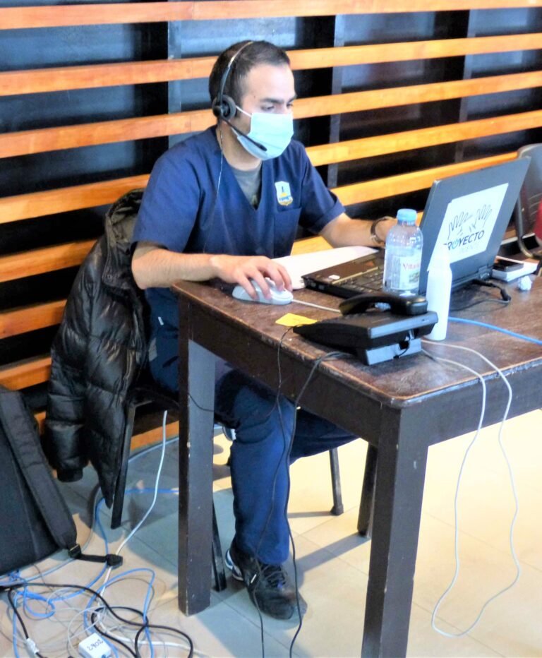 Adoptan sistema de auto-reporte para casos positivos de Covid-19