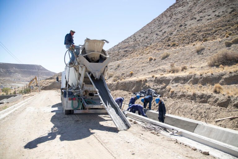 El Municipio avanza en un pluvial clave para los barrios de km. 3