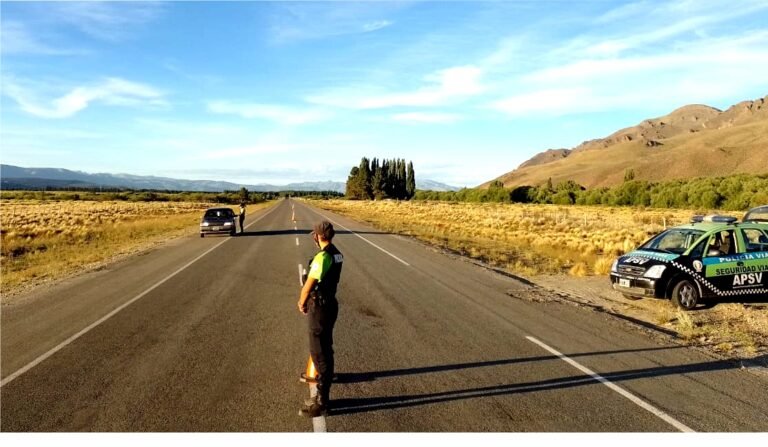 Casi un centenar de conductores retirados de la vía pública por alcoholemias positivas