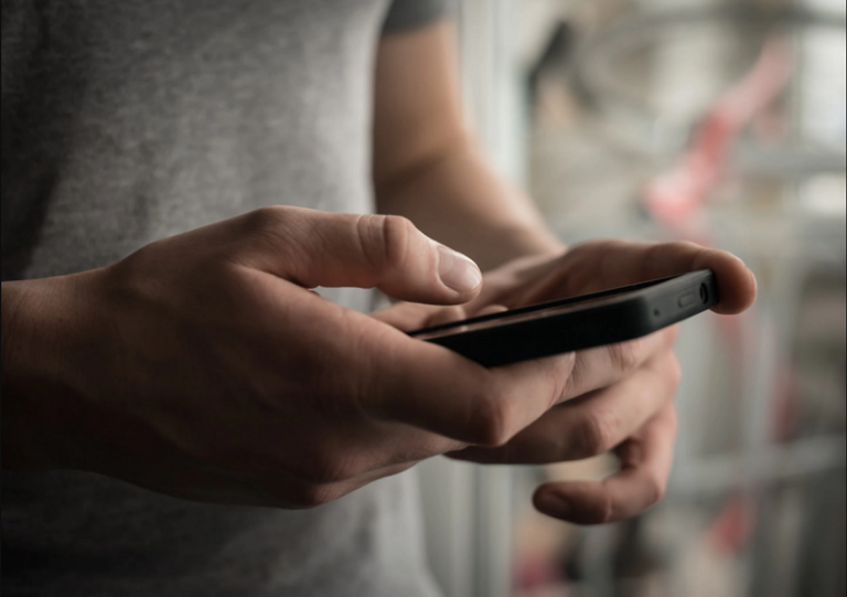 Se hacen pasar por abogados pero son estafadores