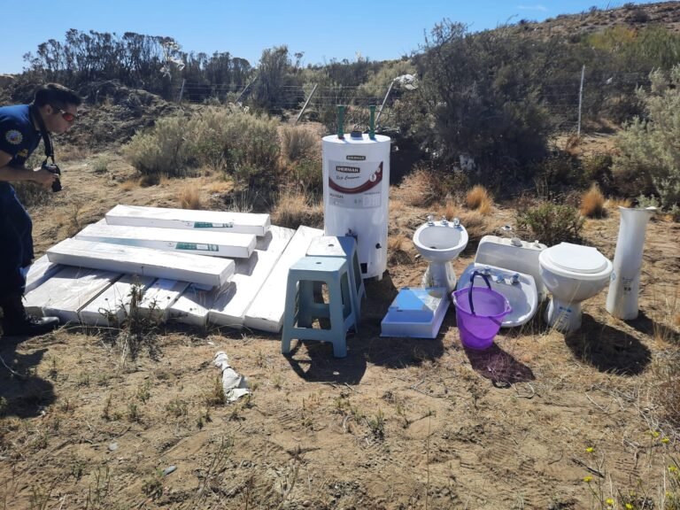 Hallaron elementos robados en km 12