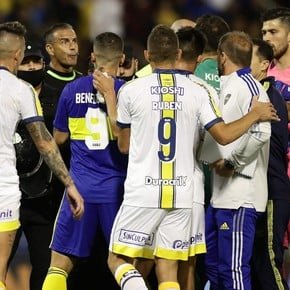 La tremenda piña del “Pulpo” González a Ojeda en pleno partido