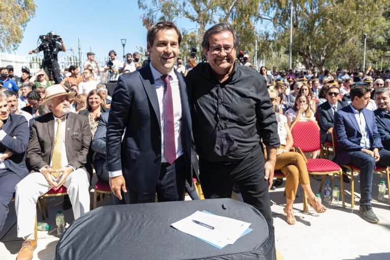 Firma de convenio para la construcción de accesos seguros en barrios de zona norte