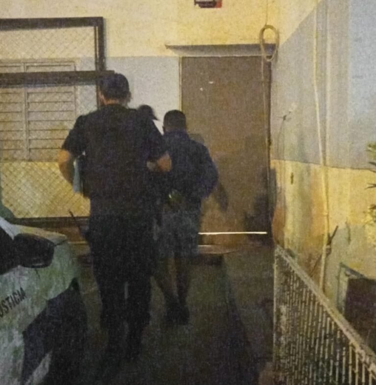 Detenido por incumplir la prohibición de acercamiento