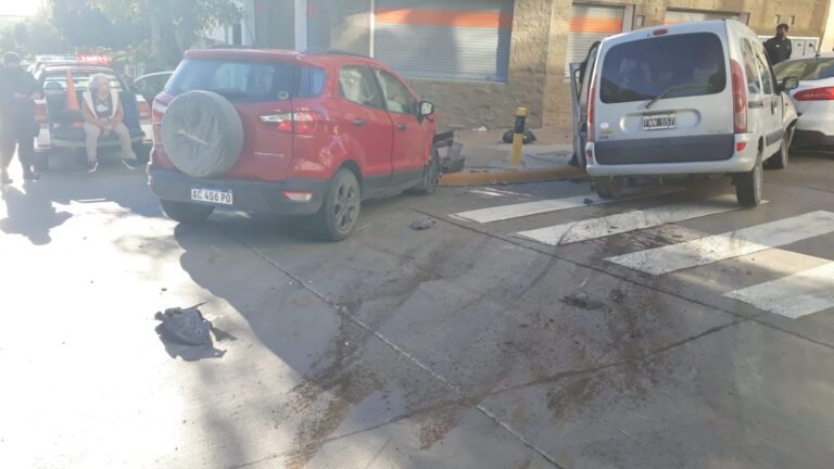 Accidente en Rivadavia y Chacabuco: una persona trasladada al Hospital