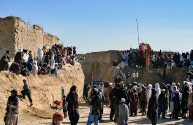 No lograron rescatar con vida al niño que cayó a un pozo de 25 metros