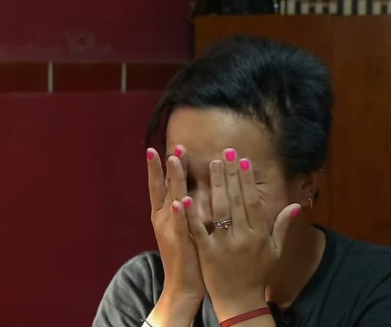 Una chica fue a la peluquería a teñirse y la dejaron ‘pelada’