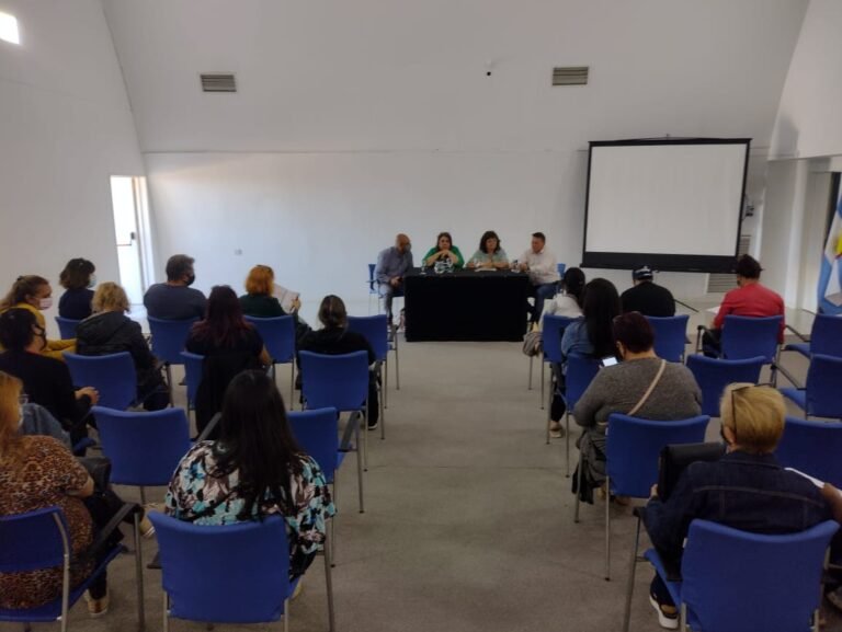 “Hay un fuerte compromiso del Gobernador con la Educación”