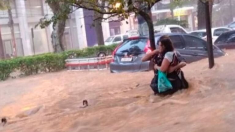 94 muertos por derrumbes, inundaciones y avalanchas de lodo por fuertes lluvias