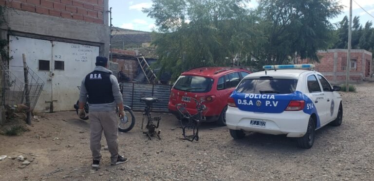 En busca de una motocicleta hallaron otras dos robadas y una adulterada