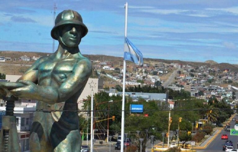 Vecinos denunciaron olor nauseabundo: era el cadáver de un hombre de 66 años