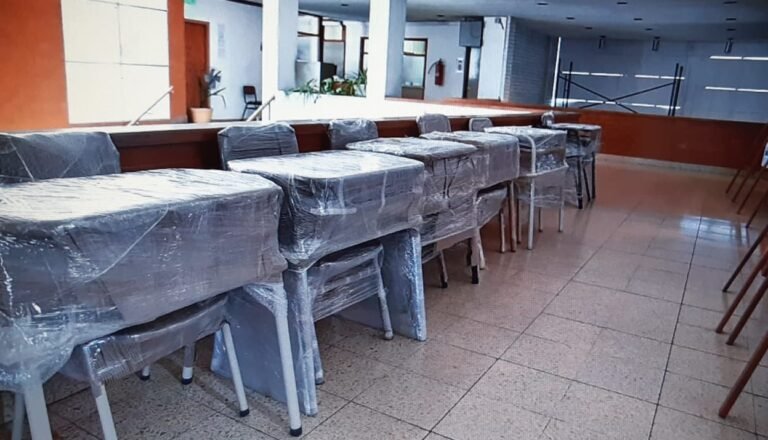 Casi $149 millones se destinará para comprar mobiliario escolar en Chubut