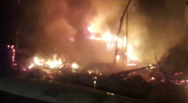 Intentó matar a su expareja, le prendió fuego la casa y el perro murió quemado