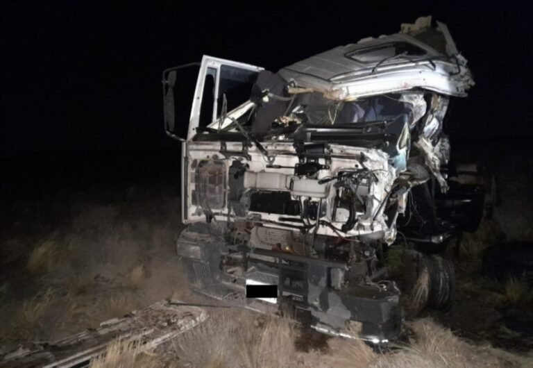 Un muerto tras chocar dos camiones en Ruta 3