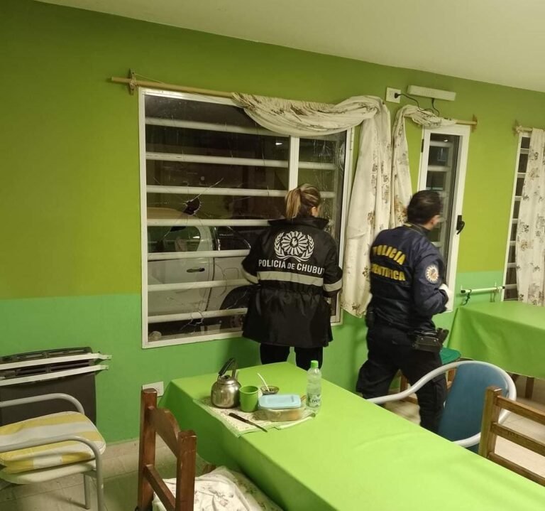 Tiros, piedrazos, gritos y corridas en Palazzo