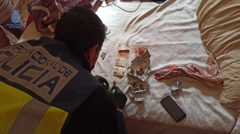 Contratadas como camareras, pero al llegar amenazadas y explotadas sexualmente