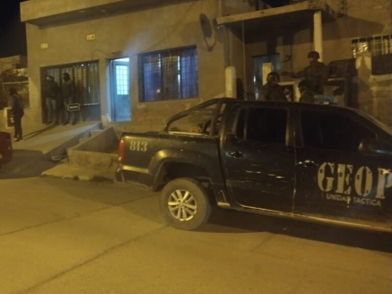 Cuatro detenidos por narcomenudeo: secuestraron cocaína y marihuana