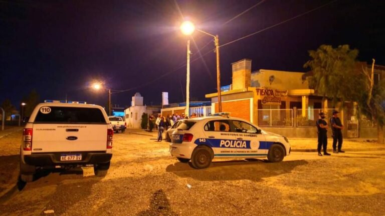 Un adolescente falleció tras recibir un disparo mientras jugaba con un arma