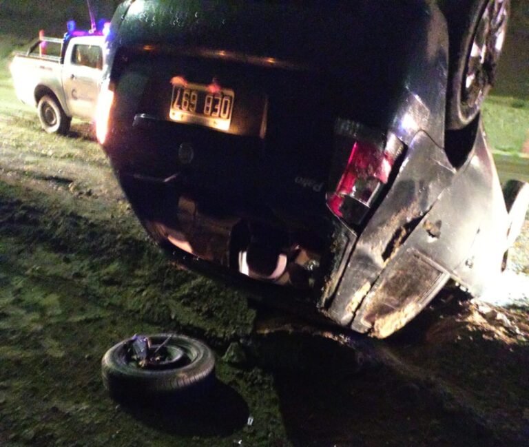 Vuelco en el Camino Centenario