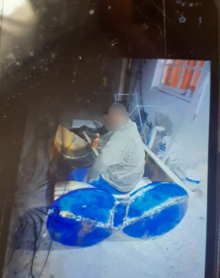 Probaba una balsa tipo “casera” y el oleaje lo arrastró mar adentro