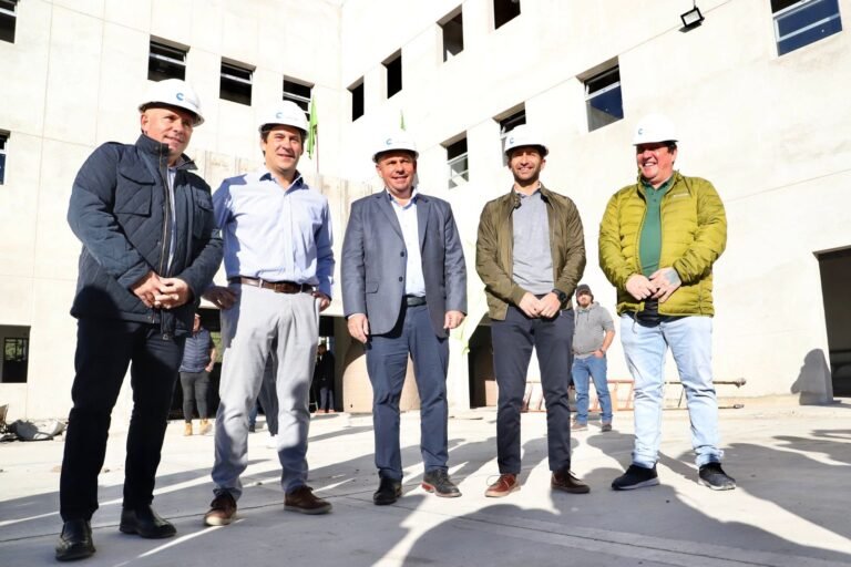 Luque: “Estamos convencidos de la decisión política de invertir en infraestructura deportiva”