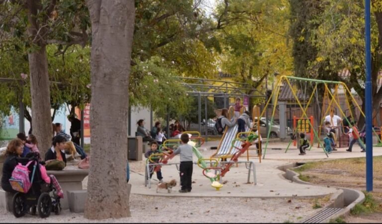 Tres nenes intoxicados por tomar un jugo que les dio un desconocido