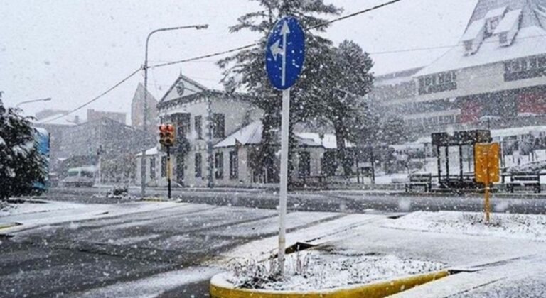 Picos de 40 grados, nevadas, lluvias y hasta granizo: el clima que viene en el país