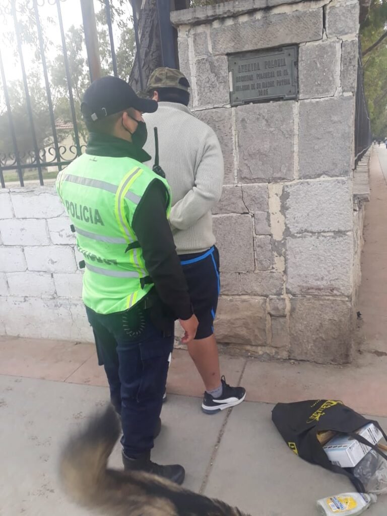 “Trapito” detenido en la vía publica por pedido de captura