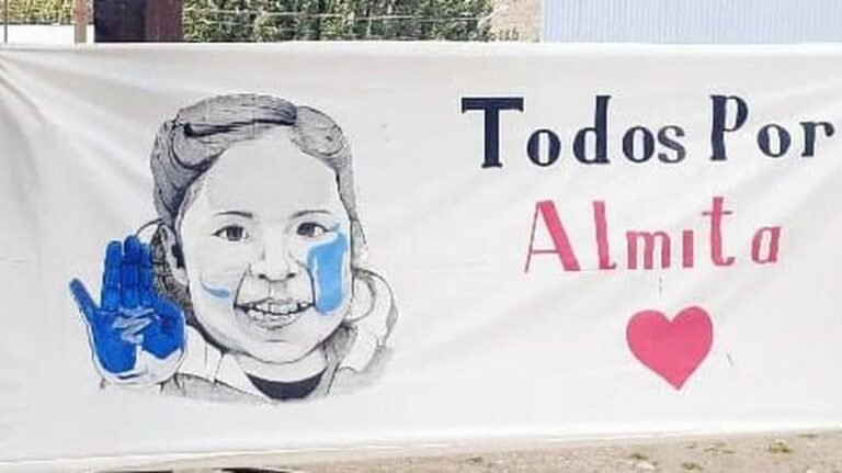 Almita tiene tres años, perdió la vista y necesita $8.000.000 para su tratamiento