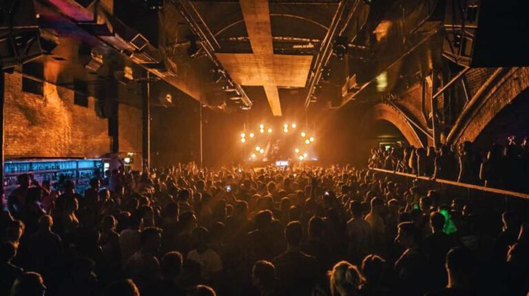 Dos mujeres fueron drogadas y abusadas en un boliche