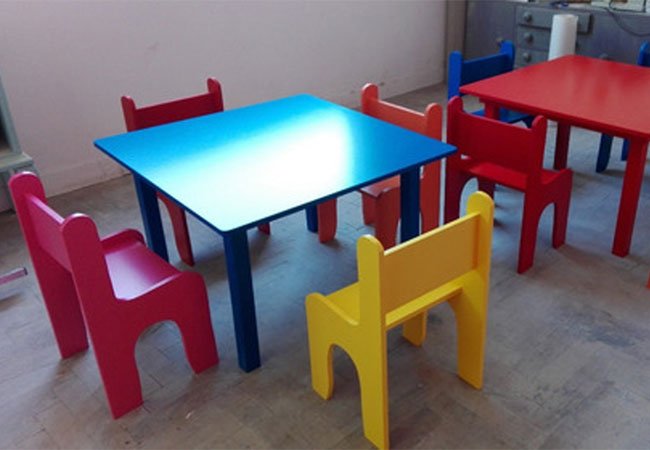 Un nene llevó tequila al jardín y se emborrachó junto a sus compañeros