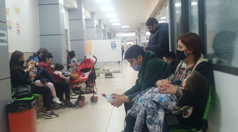 Pediatría del Hospital Regional colapsada sin insumos, ni instalaciones en condiciones