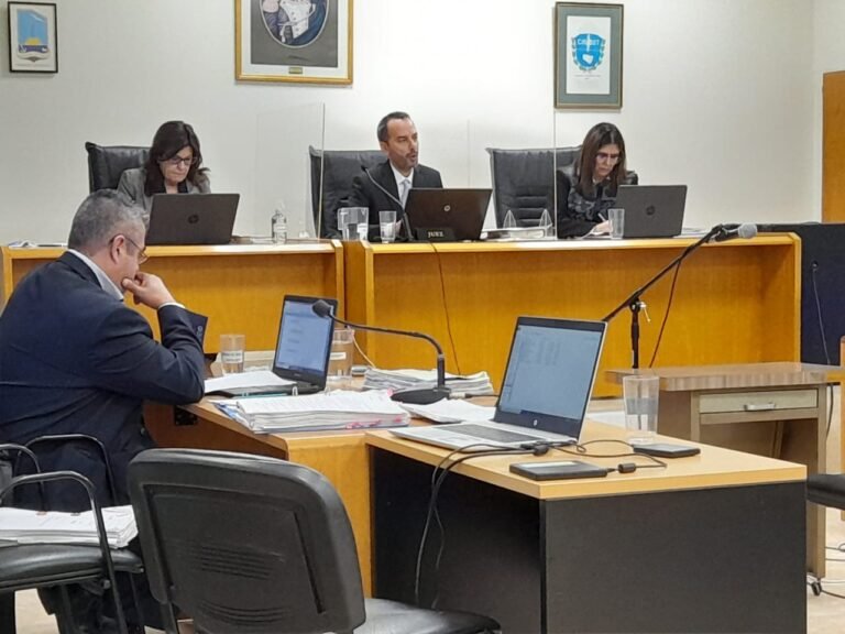 Seis imputados por incendiar una vivienda y asesinar a golpes a su morador