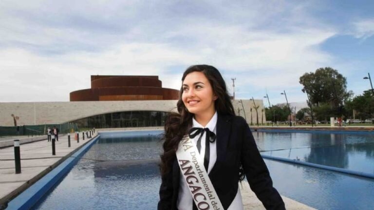 Tiene 25 años, fue candidata a Reina del Sol, sufrió un ACV y hoy espera un bebé