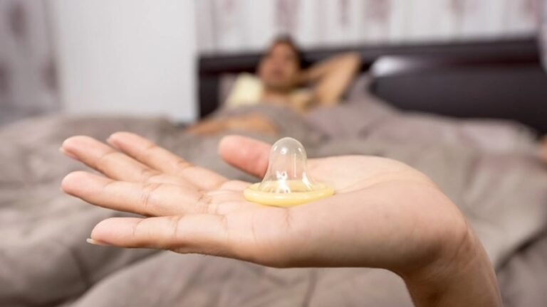 Mujer es condenada en Alemania por perforar los preservativos de su pareja