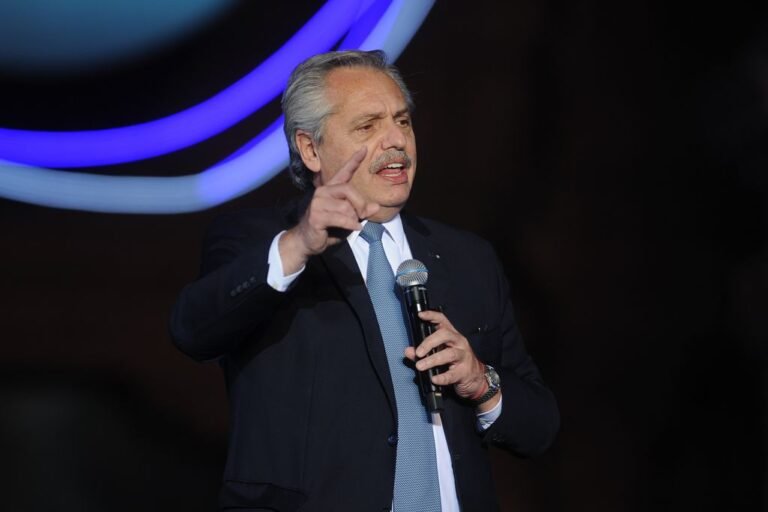 Alberto Fernández sobre Roberto Feletti: “Trabajó codo a codo con nosotros”