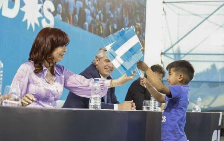 “En momentos tan difíciles para nuestro pueblo”: mensaje de Cristina Kirchner por el 25 de Mayo
