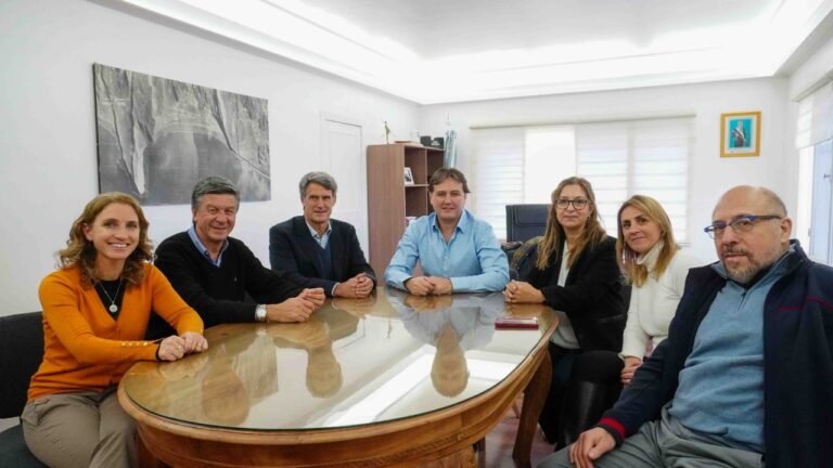 Juncos recibió la visita de Quetglas, Menna y Prat Gay