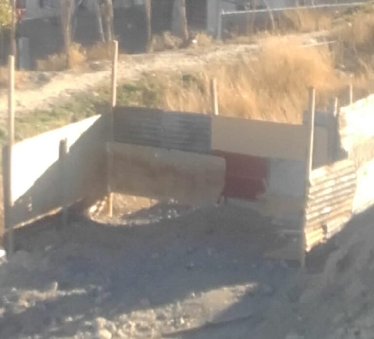 Cambian trabajo por materiales: Una joven pareja busca ayuda urgente