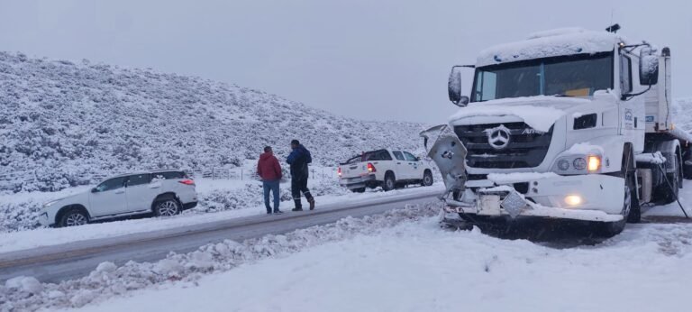 Despistes por nieve acumulada en la Ruta 26