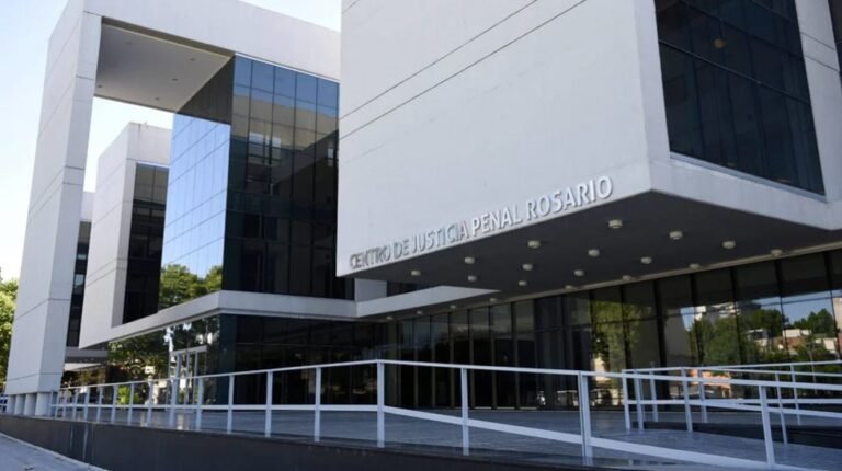 Mató a su ex y simuló un suicidio, pero la nena de la víctima lo vio y contó todo