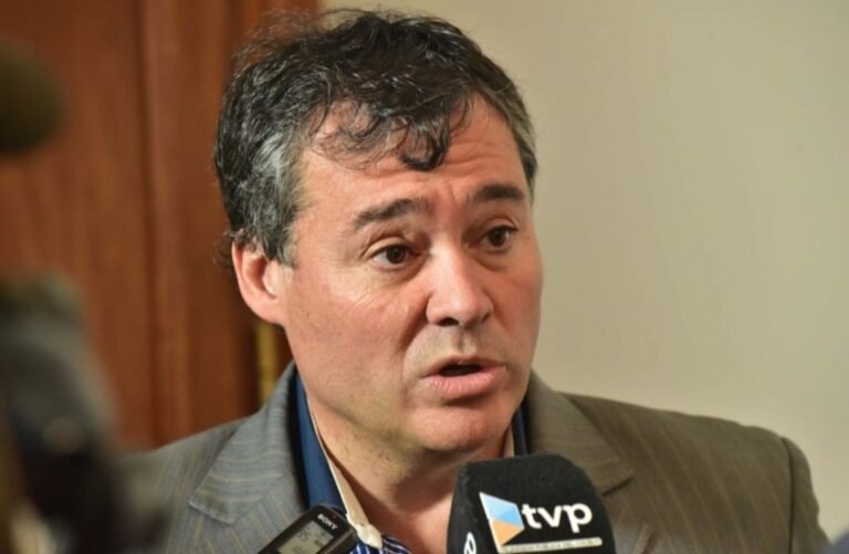Fiscalía pidió que un exministro provincial vaya a juicio por enriquecimiento ilícito