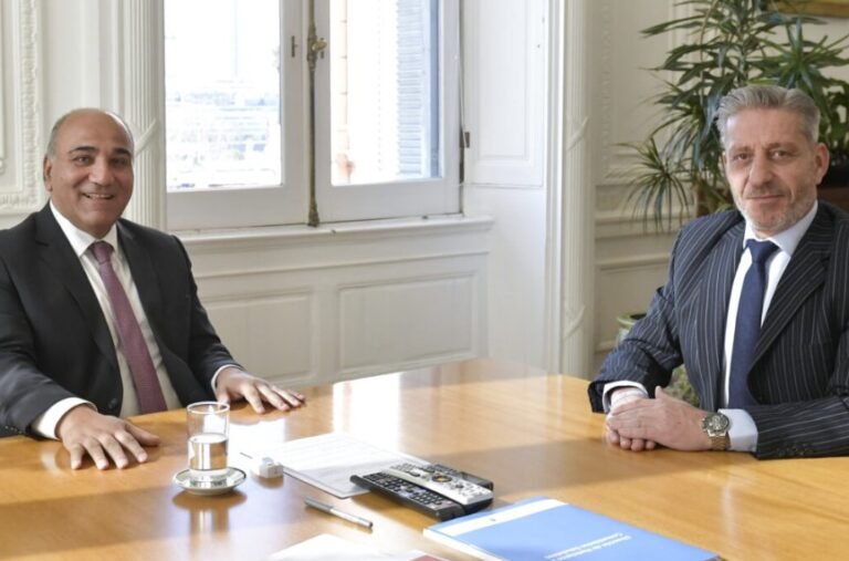 El gobernador se reunió con el jefe de Gabinete de Ministros nacional