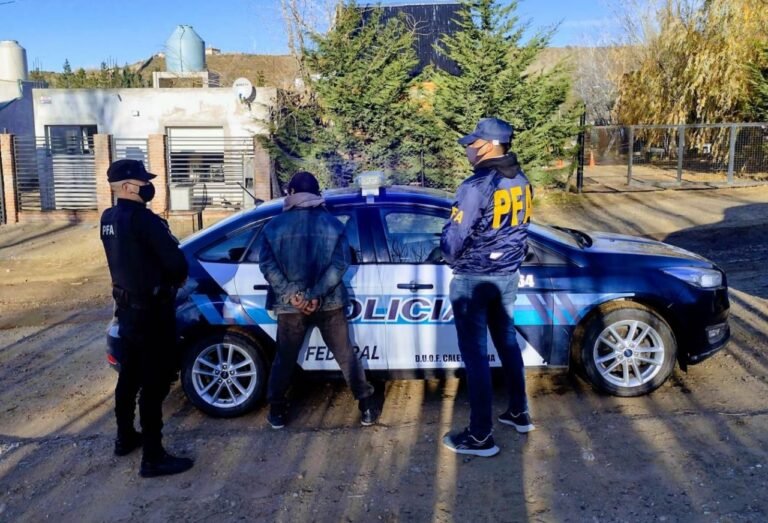 Capturaron en Caleta Olivia al delicuente que degolló a un docente