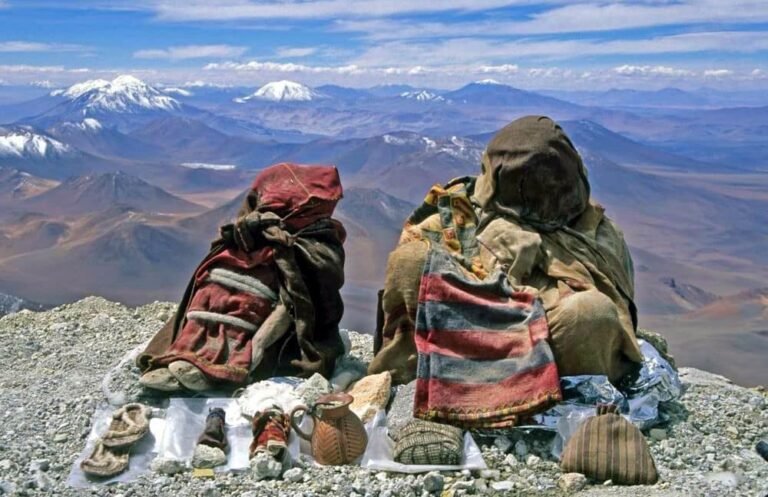 Declaran “sitio sagrado” al volcán donde se descubrieron tres momias