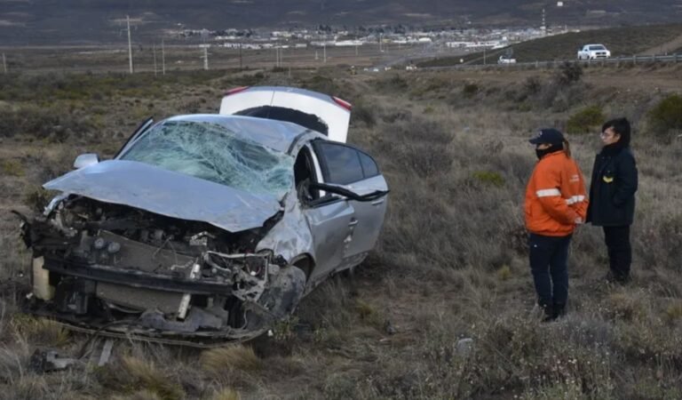 Ruta 12: Perdió el control del vehículo y volcó